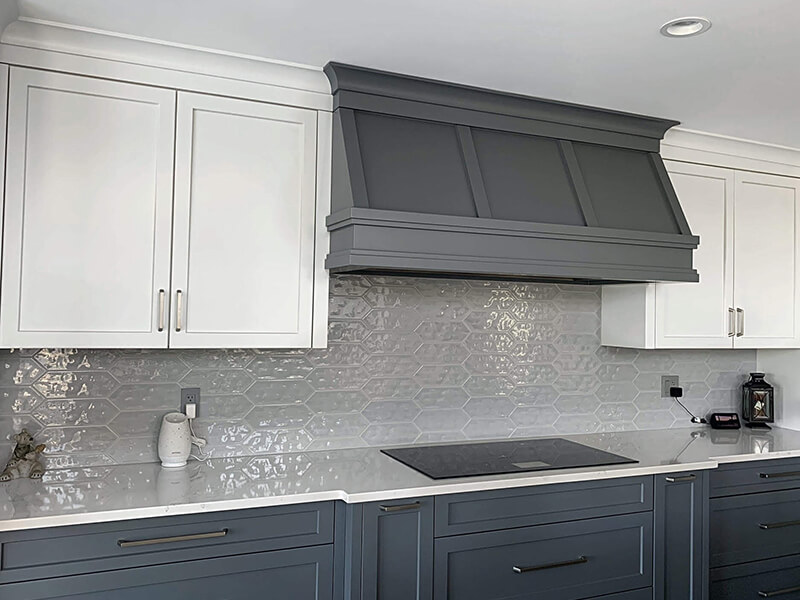 Grey white kitchen tile